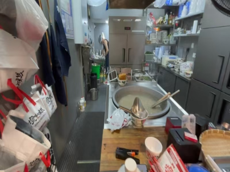 好运转（米线店转让）大润发商圈、步行街品牌小吃店转让