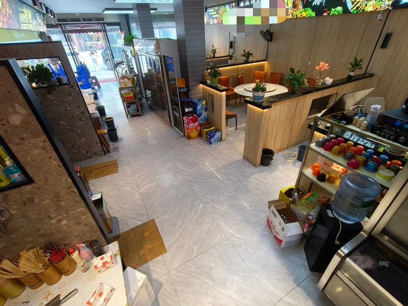 好运转（110平精装烧烤店）桐乡市濮院金龙新村数万人成熟小区烧烤店转让