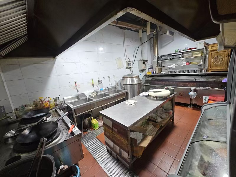 好运转（冰煮羊）桐乡振华路精装修400平餐饮总店转让