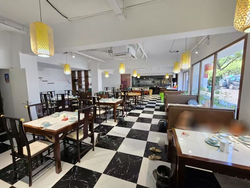 好运转（老瓦房土菜馆）嘉兴城区月河附近精装320平餐饮店转让