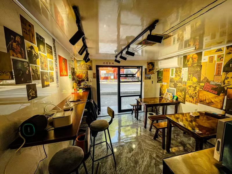 好运转（千禧米线）幼儿园门口小吃店8千元转让、含设备