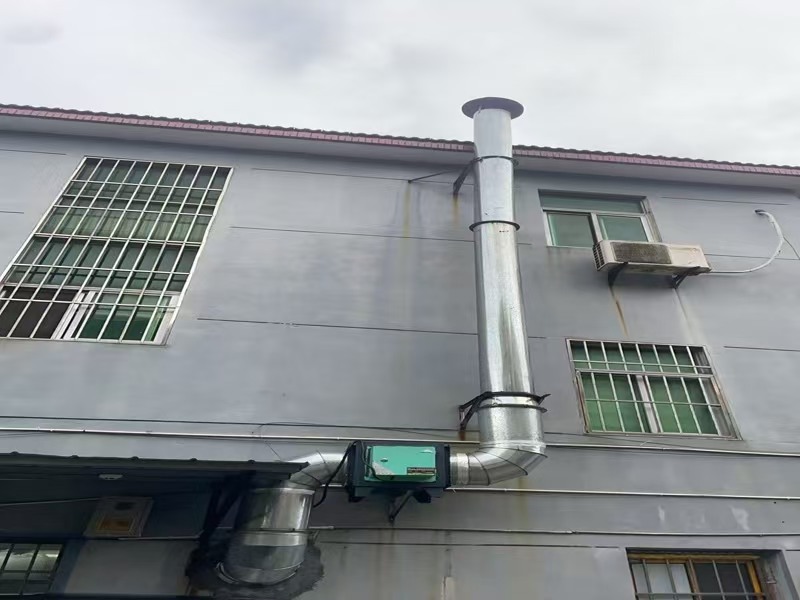 好运转（千禧米线）幼儿园门口小吃店8千元转让、含设备