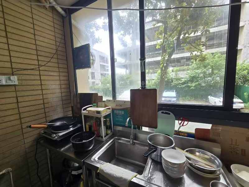 好运转（648）海宁许村园区内唯独便利店转让