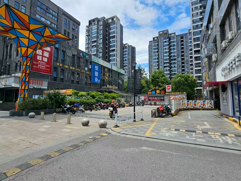 好运转（龙吟阁融合菜）广益路‘好第坊’500㎡纯一层餐饮店转让