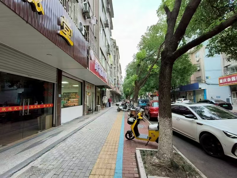 好运转（串说故事烧烤烤鱼）桐乡市梧桐街道餐饮一条街烧烤店转让