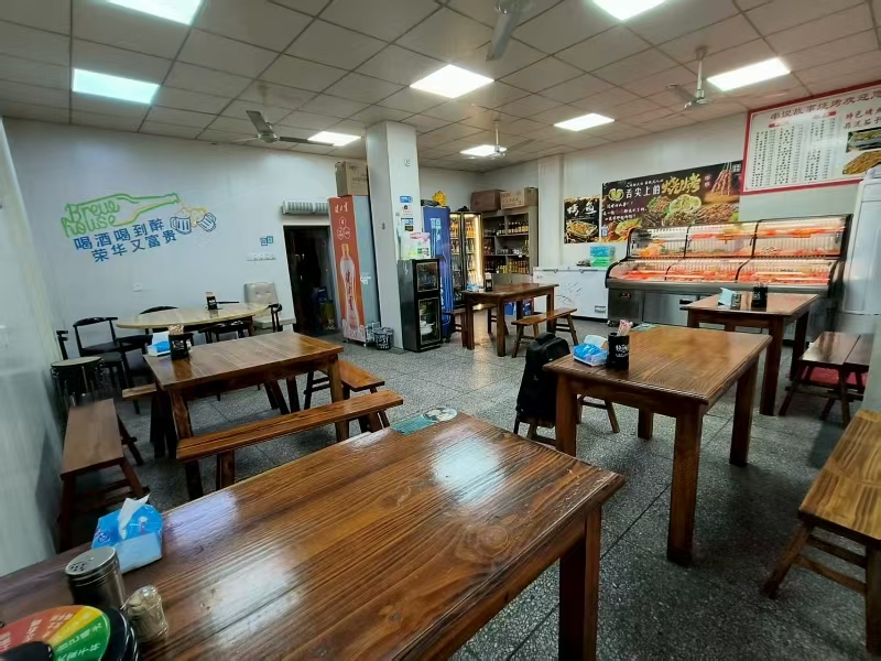 好运转（串说故事烧烤烤鱼）桐乡市梧桐街道餐饮一条街烧烤店转让