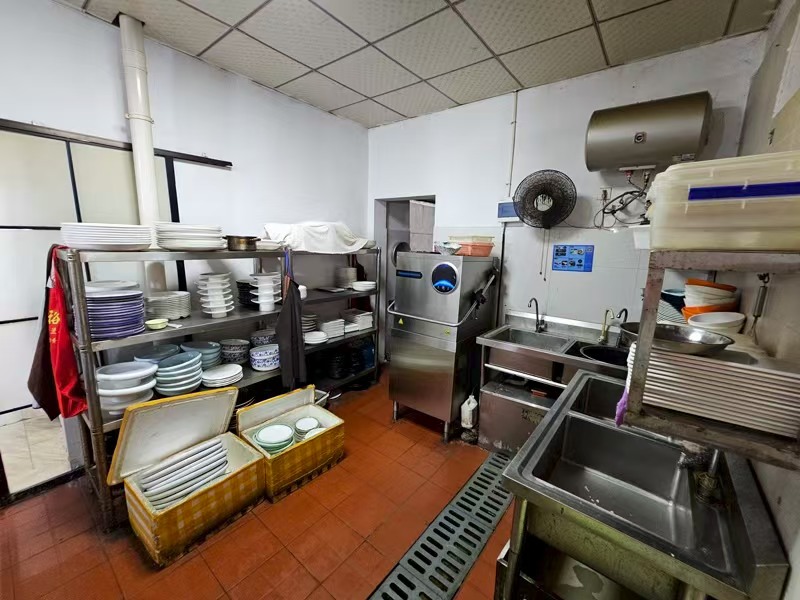 好运转（阿强婆私房菜）工业重镇560㎡餐饮店低价急转让
