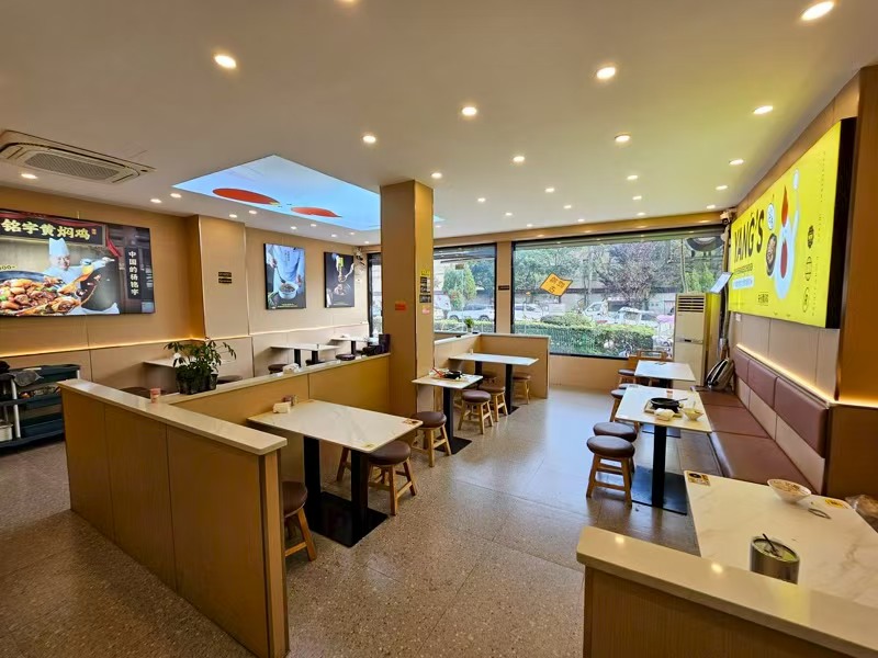 好运转（杨铭宇·黄焖鸡）余姚市工业厂区商业街纯一层90㎡小吃店转让