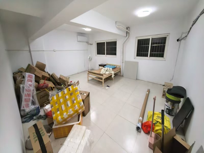 好运转（隆江猪脚饭）濮院齐宏路置地广场对面物流园区小吃店转让