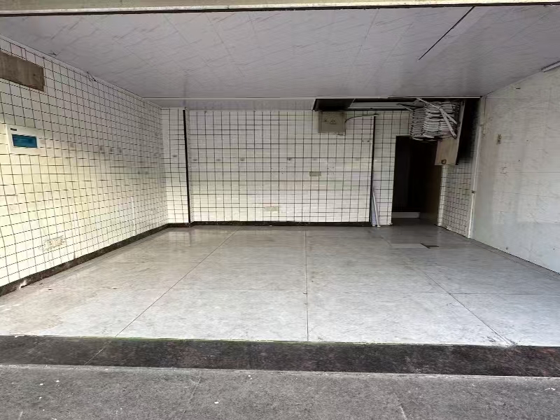 好运转（657）桐乡花园路空店出租无转让费