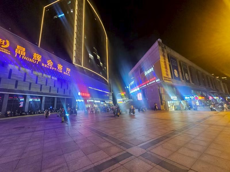 好运转（失眠烧鸟）桐乡40㎡烧烤店转让.可外摆.房租2000/月