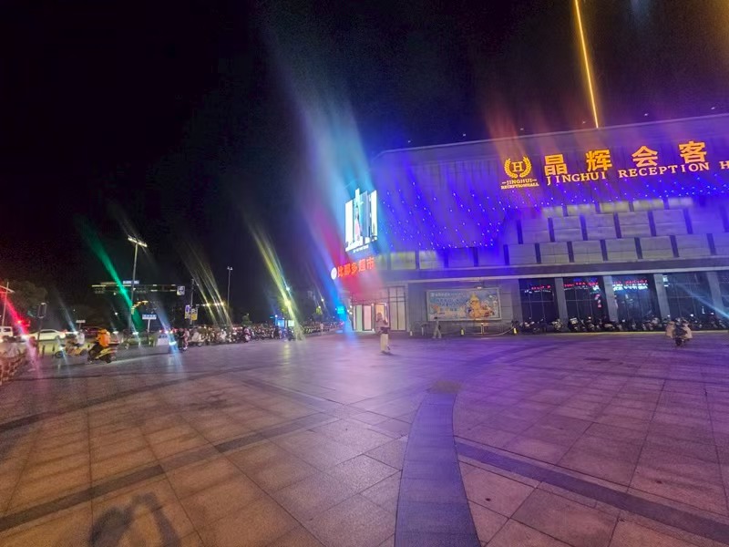好运转（失眠烧鸟）桐乡40㎡烧烤店转让.可外摆.房租2000/月