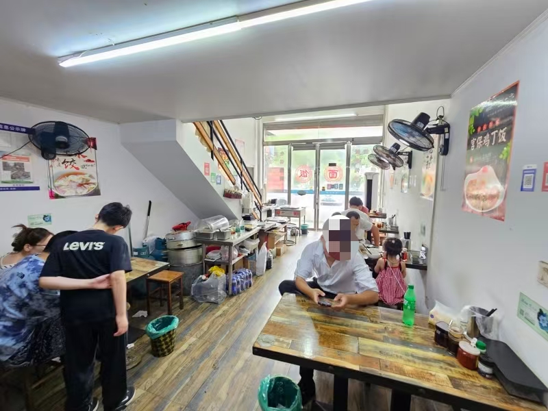 好运转（老阿姨生煎）经营多年的生煎小吃店转让、因扩大搬迁至隔壁
