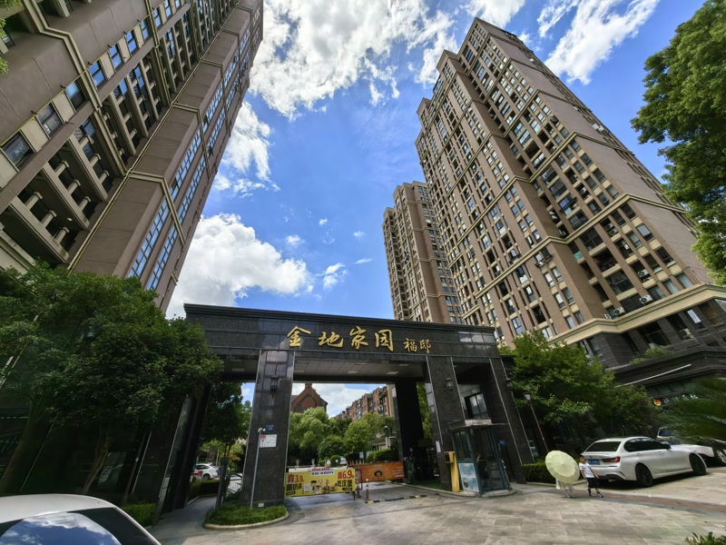 好运转（良咔瘦身）嘉善县车站南路两个小区门口养生馆转让，可空转