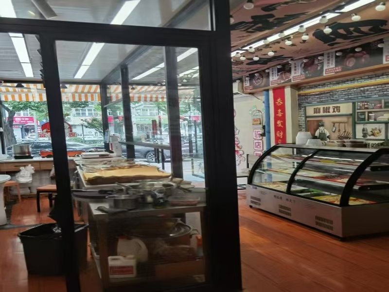 好运转（鸡麻麻麻椒鸡）嘉兴油车港天星如意湾小区门口30㎡熟食店转让、