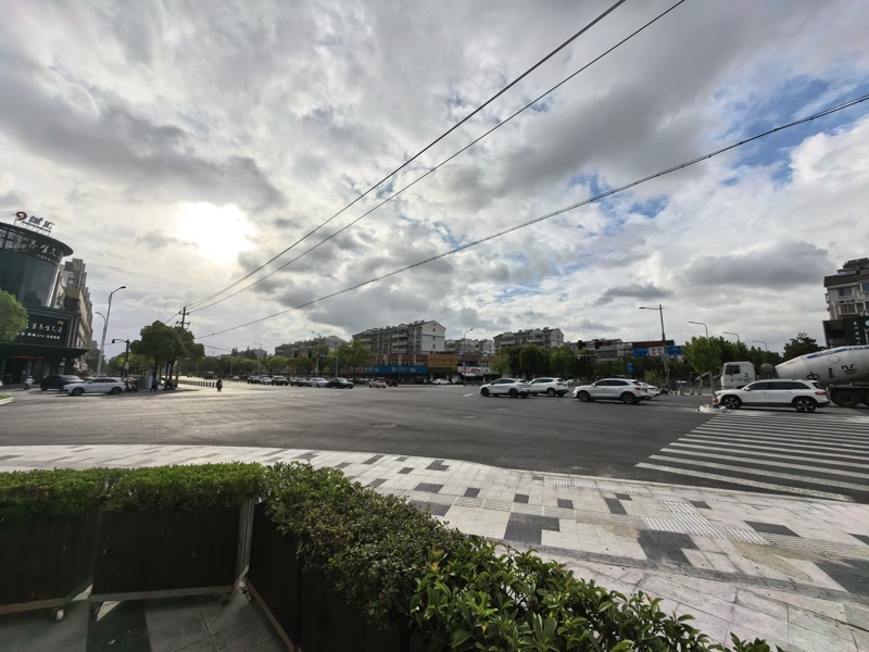 好运转（六六顺重庆老火锅）南湖区南德大院商业广场网红火锅店转让