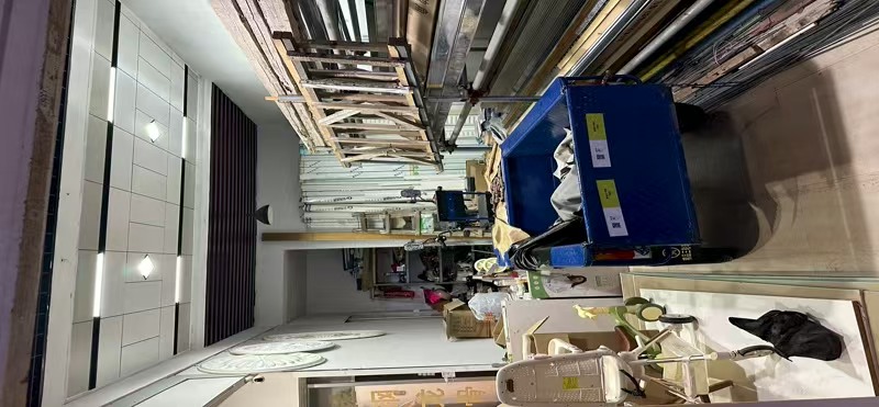 好运转（耀宏天花建材）南湖区纯一层2间65平空店转让、房租93/天