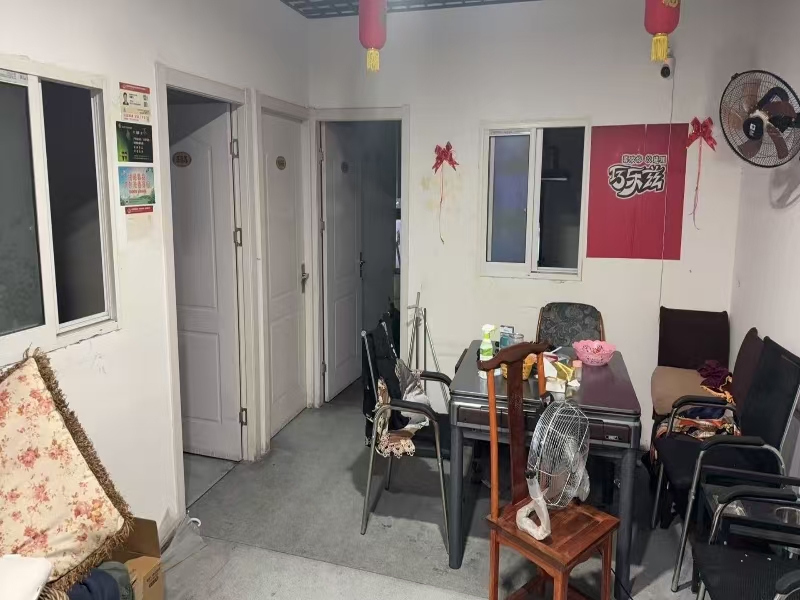 好运转（琴琴冷饮批发空店转让）嘉兴市秀州区油车港商业一条街旺铺转让