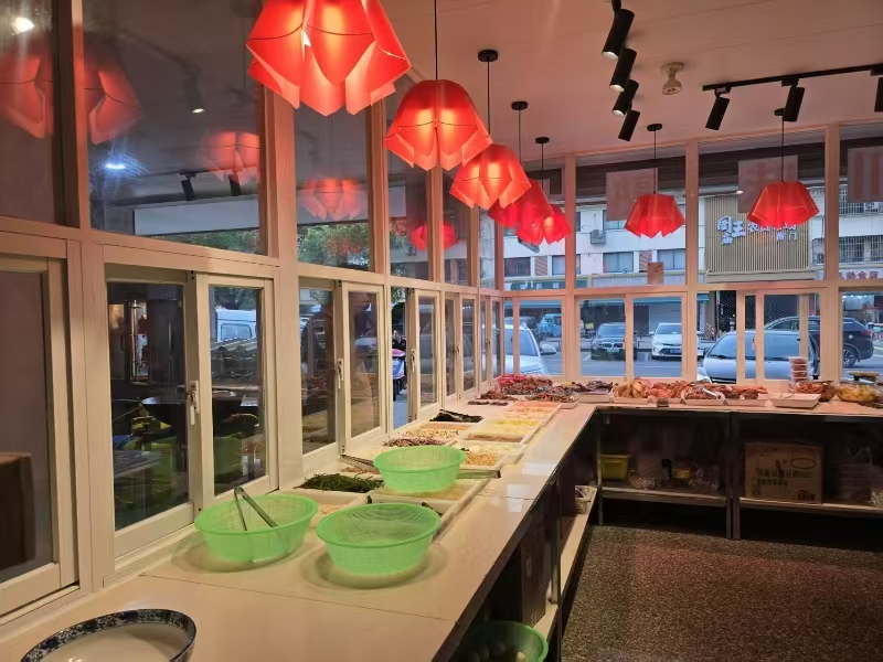 好运转（691）海宁菜场正对面熟食烤鸭店转让