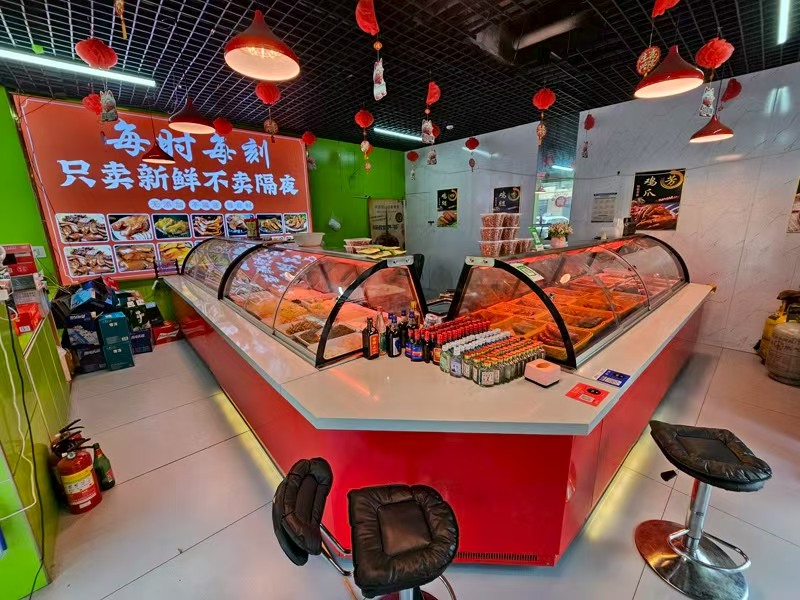 好运转（每时每刻卤味店）小区进口第一家65平卤味店转让、可做餐饮
