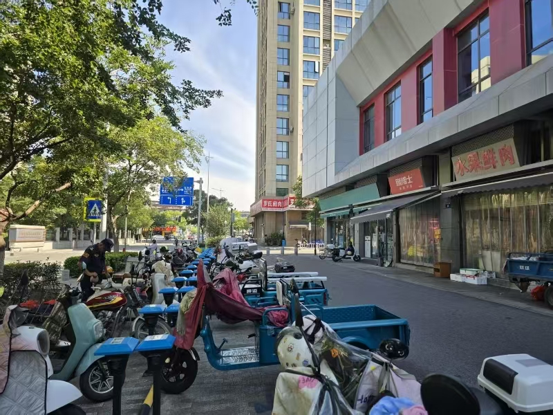 好运转（694）嘉兴医院农贸市场旁旺铺转让可餐饮