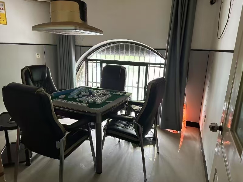 好运转（爱麻士棋牌室）海宁地中海一号公馆小区门口棋牌室低价急转