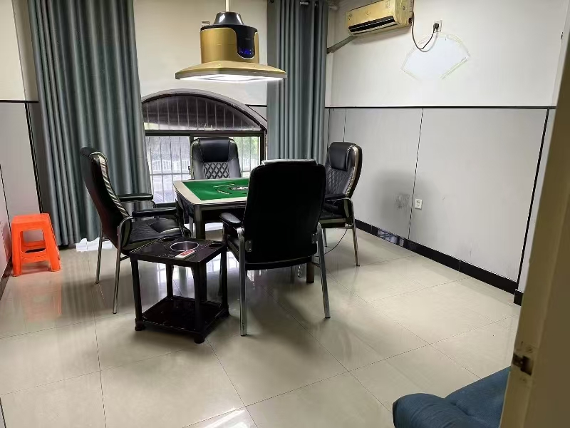 好运转（爱麻士棋牌室）海宁地中海一号公馆小区门口棋牌室低价急转