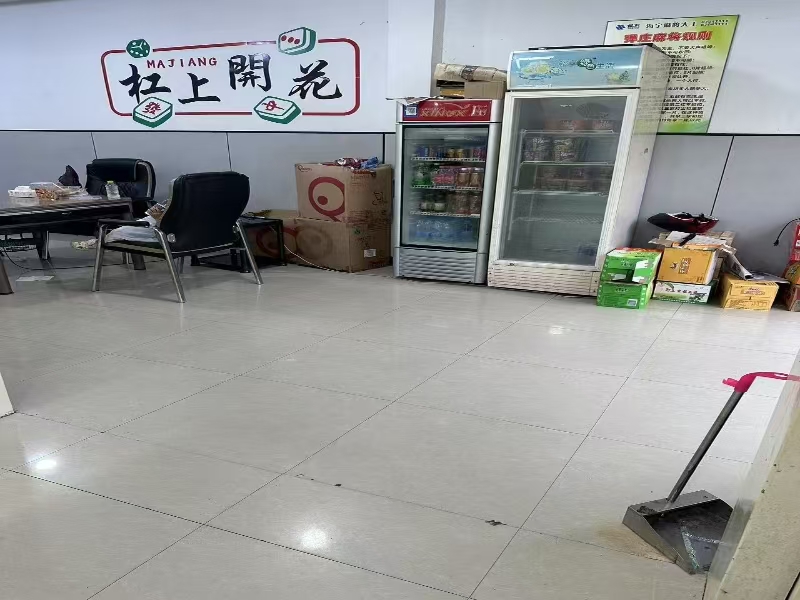 好运转（爱麻士棋牌室）海宁地中海一号公馆小区门口棋牌室低价急转