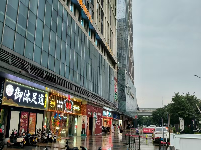 好运转（琴姐牛羊肉火锅）嘉兴市区杉杉印象广场餐饮店转让