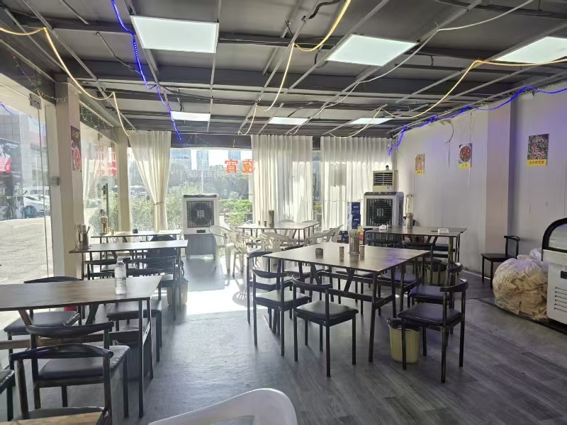 好运转（701）万达广场对面烧烤店转让