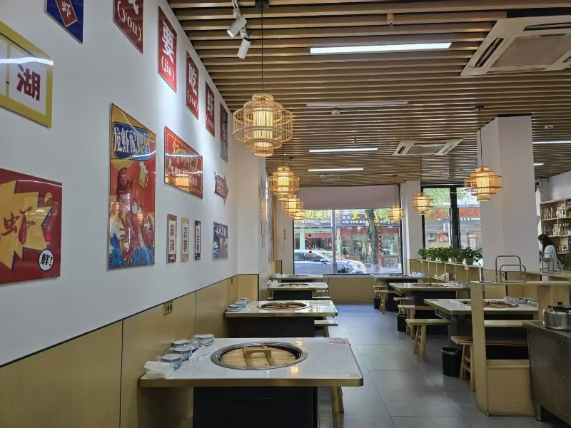 好运转（地锅王者）嘉善餐饮专区纯一层260平餐饮店转让、高峰能做2万+
