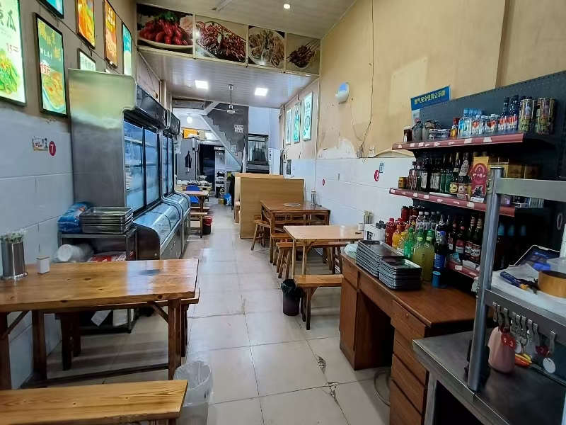 好运转（夜夜蚝烧烤）嘉兴市王店镇花园路十字路口烧烤店转让