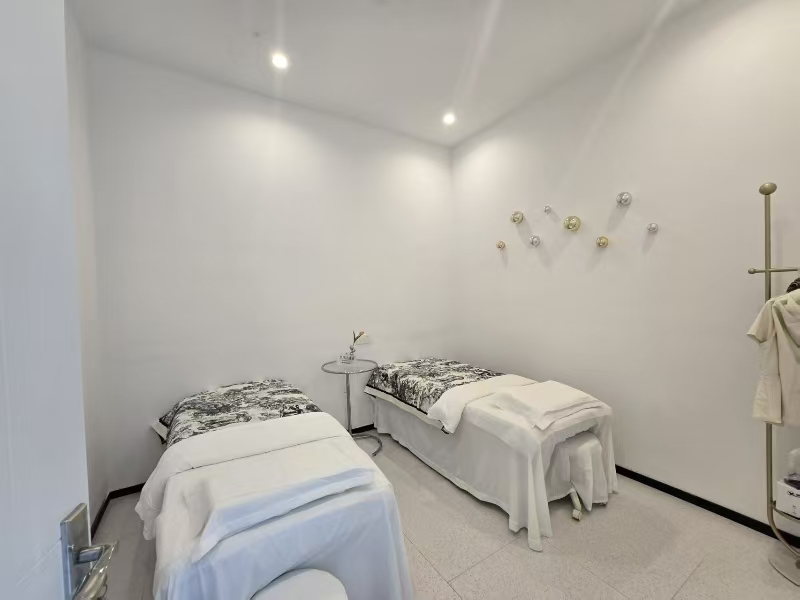 好运转（723）嘉兴八佰伴旁美容养生店转让