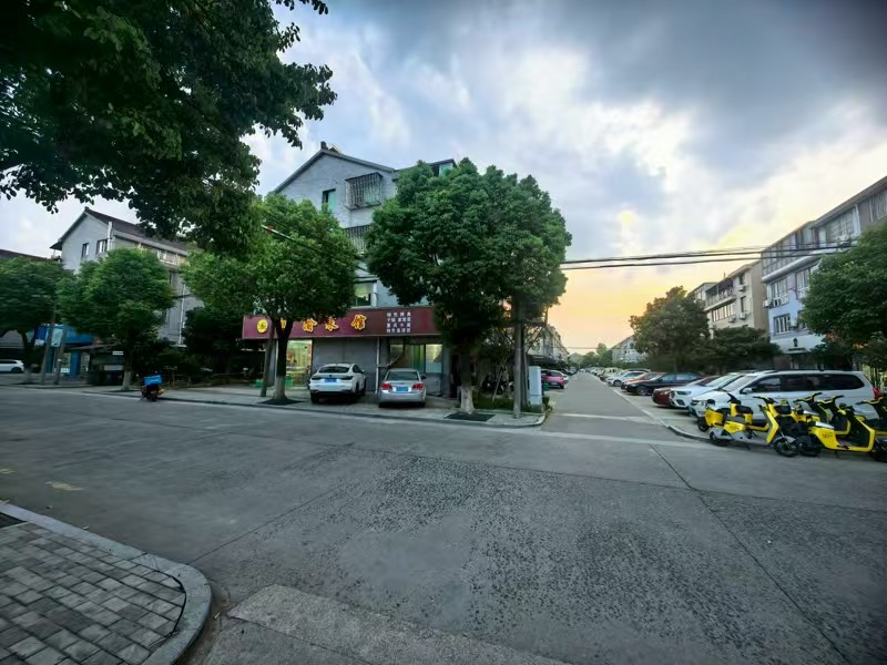 好运转（川渝菜馆）桐乡市文华小区餐饮店转让