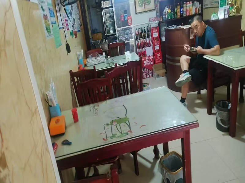 好运转（龙红农家小院）嘉善体育南路新农于小区餐饮店转让
