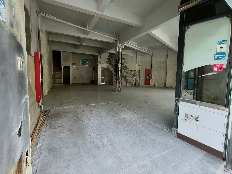 好运转（新港生鲜旺铺出租）秀州区中关村十字路口四间门面旺铺出租