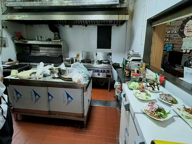 好运转（汇金烧烤）南湖区小区门口独家餐饮店出租或转让都可