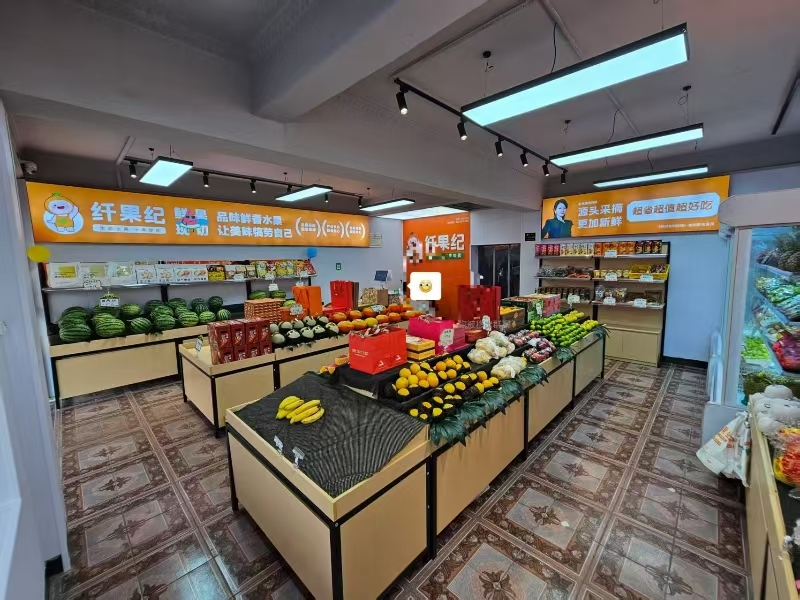 好运转（纤果纪水果超市）双小区门口2间上下两层160平水果店转让、可空转