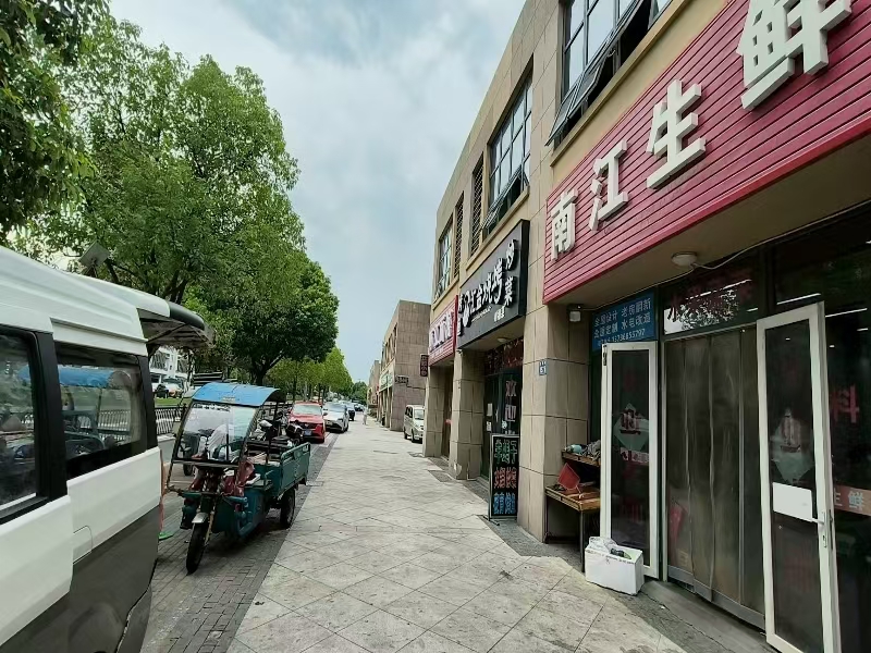 好运转（汇金烧烤）南湖区小区门口独家餐饮店出租或转让都可