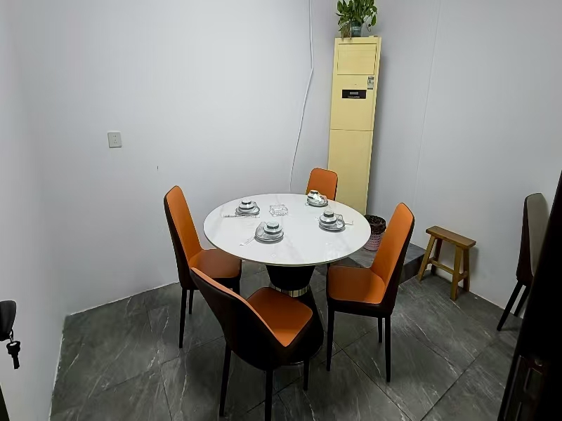 好运转(兄弟饭店)秀州区友谊街十字路口餐饮店转让