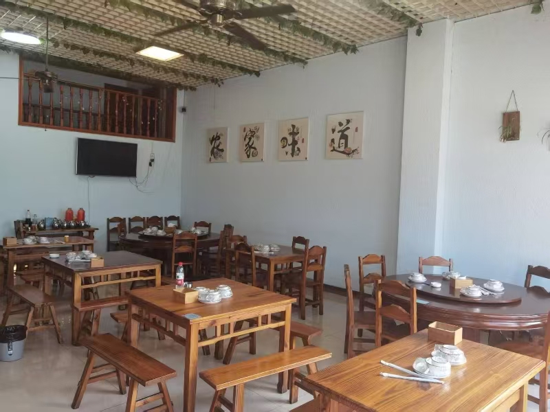 好运转（味来轩私房菜）桐乡市濮院凯旋路2335-2337号，190㎡餐饮店转让、