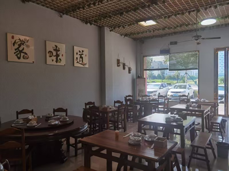 好运转（味来轩私房菜）桐乡市濮院凯旋路2335-2337号，190㎡餐饮店转让、