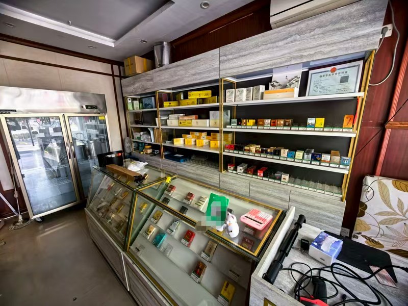 好运转(杨波采耳修脚)秀洲区两个大型小区门口养生馆转让带烟酒店一起