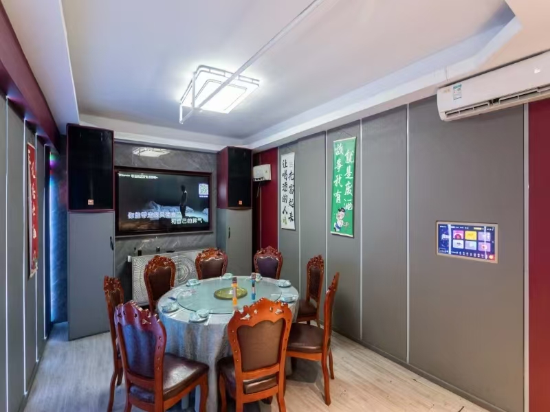 好运转(彬斌有礼湘菜杭帮菜)濮院人民医院对面饭店转让