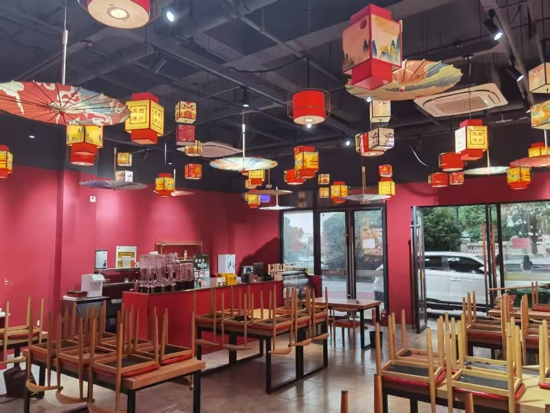 好运转(三顾烤炉烤鱼烧烤)嘉兴市南湖区广益路万达300㎡餐饮店转让