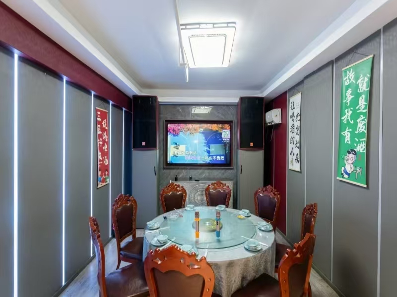 好运转(彬斌有礼湘菜杭帮菜)濮院人民医院对面饭店转让