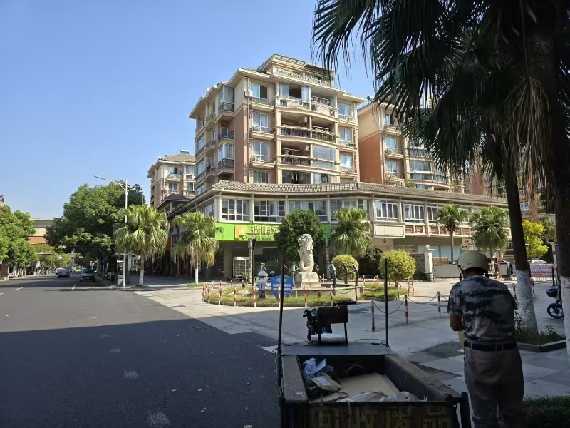 好运转(食神季馄钝店 )桐乡双小区门口小吃店转让