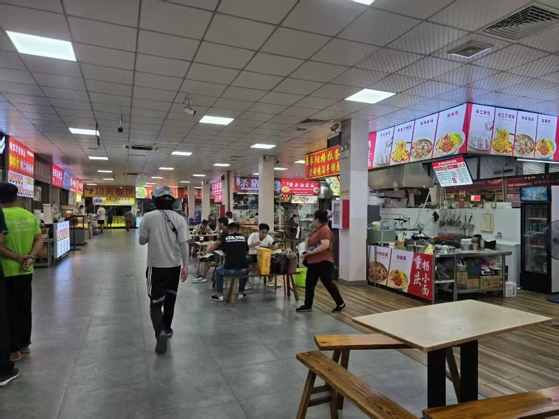 好运转(冰雪时光)南湖区新月集市出入口第一家奶茶店转让