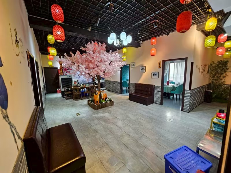 好运转(朴岭村.乡下菜)嘉善城区.众多娱乐场所附近精装餐饮店转让