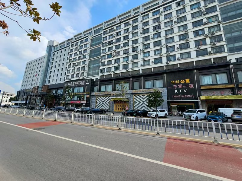 好运转(朴岭村.乡下菜)嘉善城区.众多娱乐场所附近精装餐饮店转让